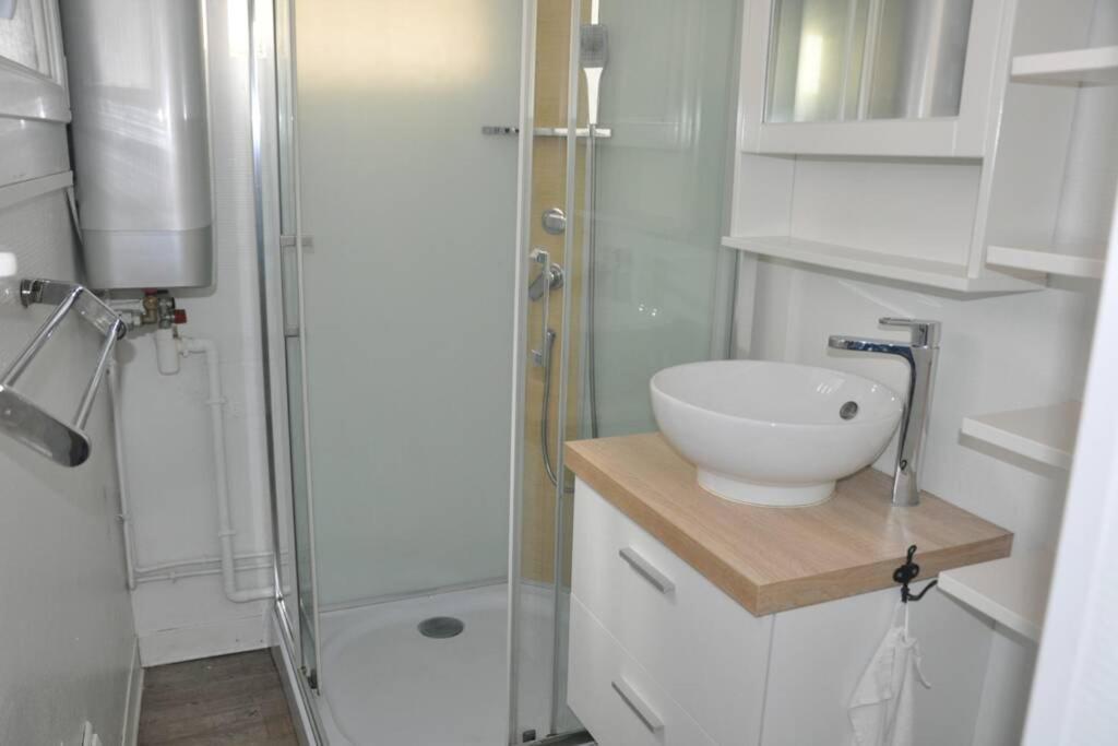Апартаменты Duplex Avec Belle Terasse Au Centre De Бейонн Экстерьер фото